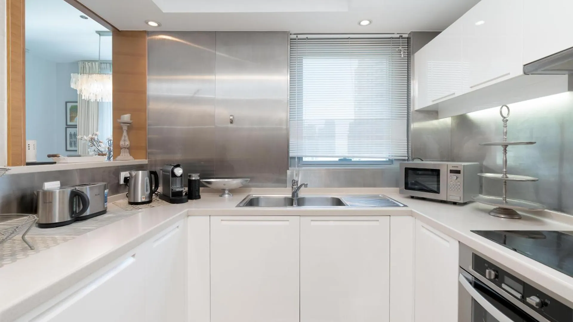 Apartment Luxurious Two Bedroom With Full Burj View Dubai